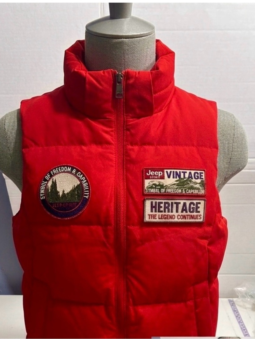 Jeep Heritage Down Puffer Vest
Kids Red Back to School
Layering